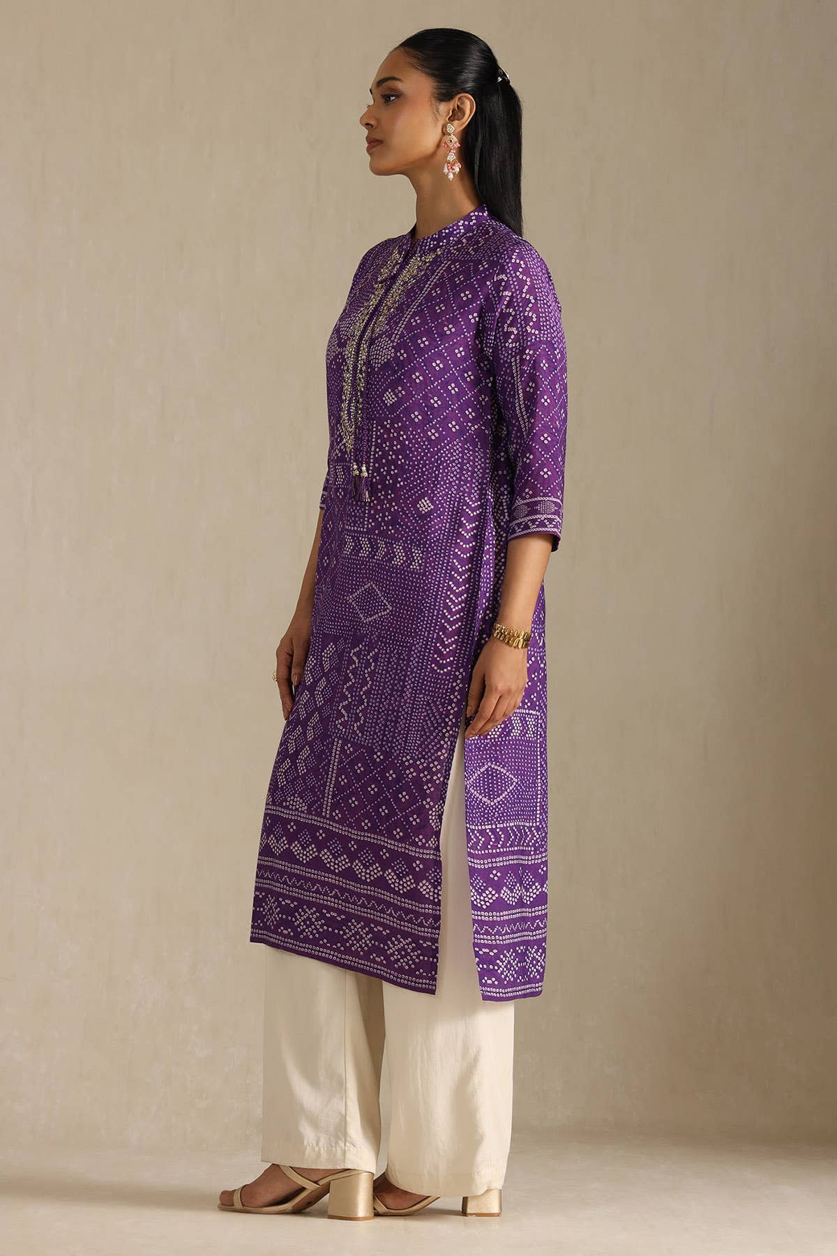 Purple Muslin Bandhani Printed Kurta With Zardosi - View 5